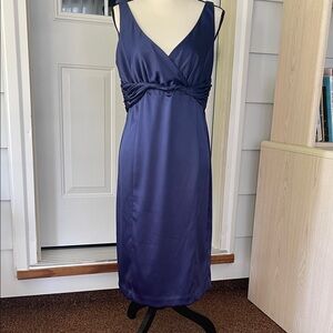 Jones Wear Deep Sapphire Blue Sleeveless V-Neck Formal Occasion  Dress Size 12